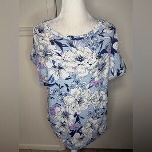 Emily Daniels Floral Short Sleeve Top Blue and White size 1X NEW WITH TAG